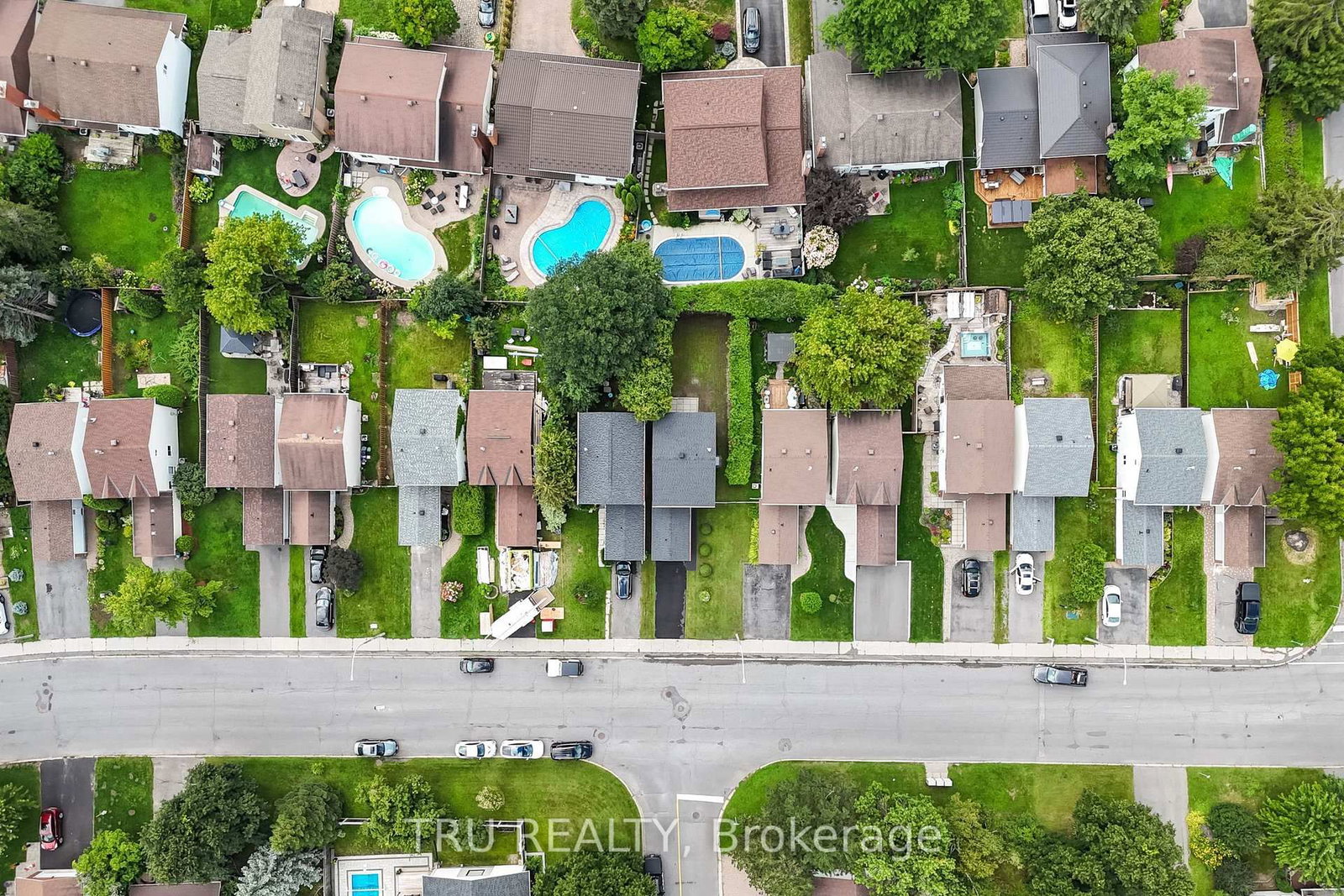 14 Wolfgang Drive • Nepean, ON photo 36