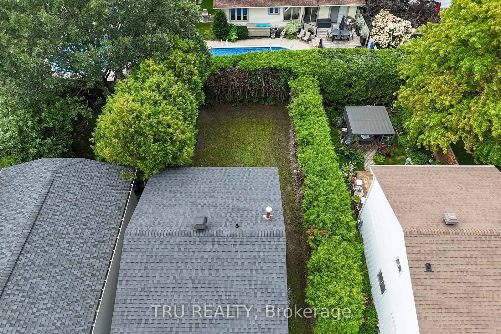 14 Wolfgang Drive • Nepean, ON photo 38