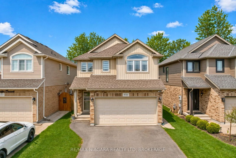 8511 Jennifer Crescent, Niagara Falls