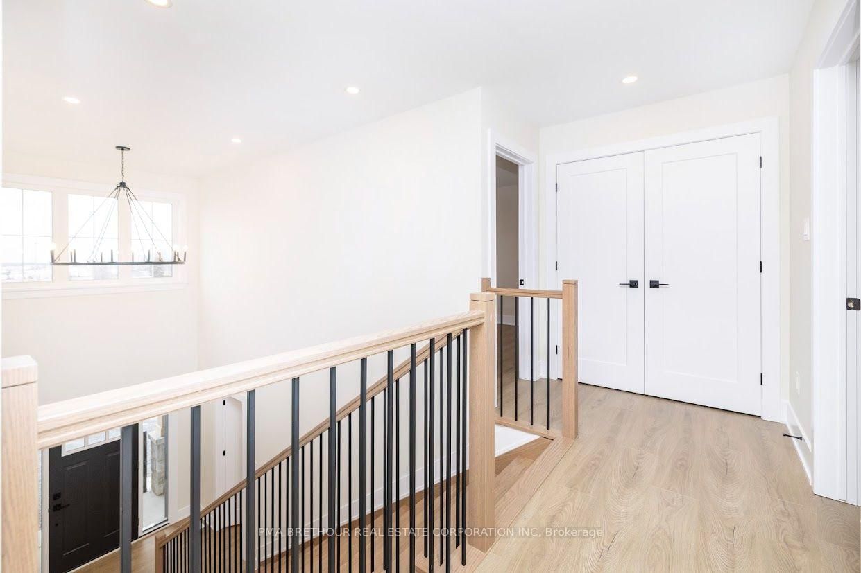 522 Guy Welsh Drive • Perth, ON photo 8
