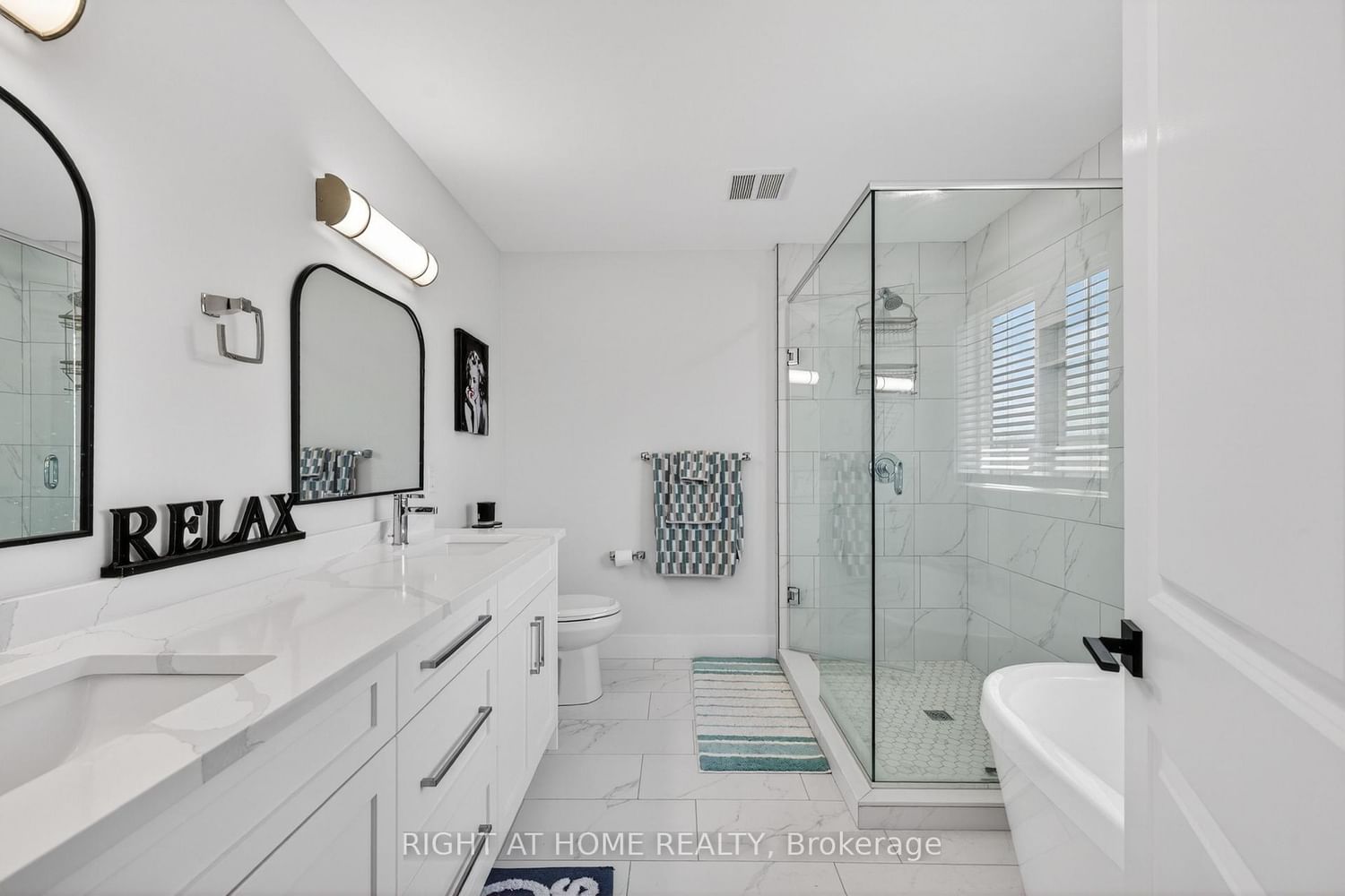 216 Greene Street • South Huron, ON photo 13
