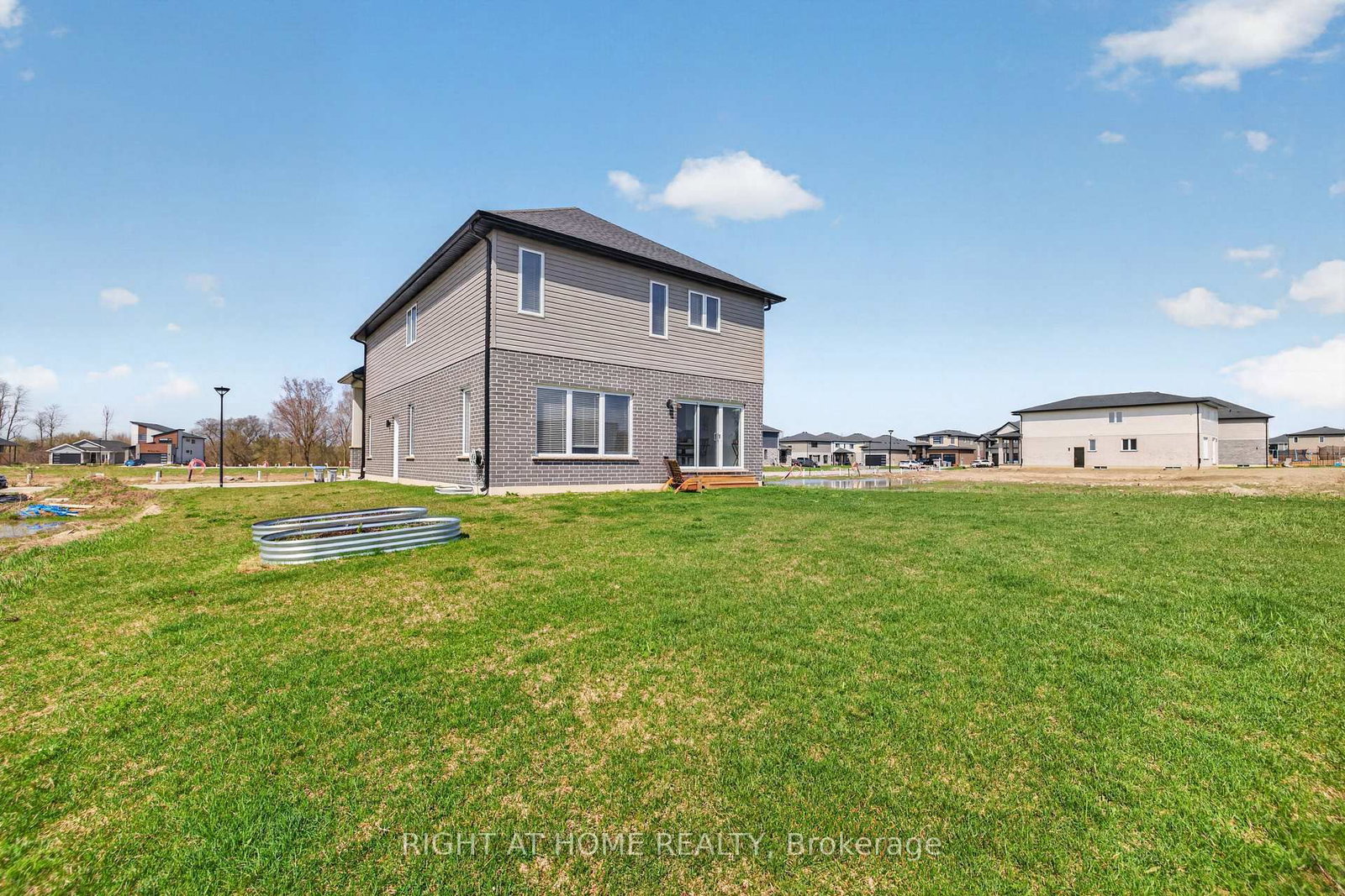 216 Greene Street • South Huron, ON photo 23