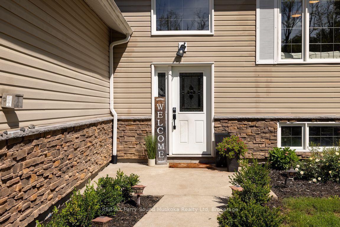 290 RANKIN LAKE Road • Seguin, ON photo 5