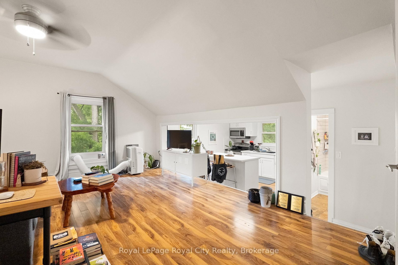 12 Foster Avenue • Guelph, ON photo 21