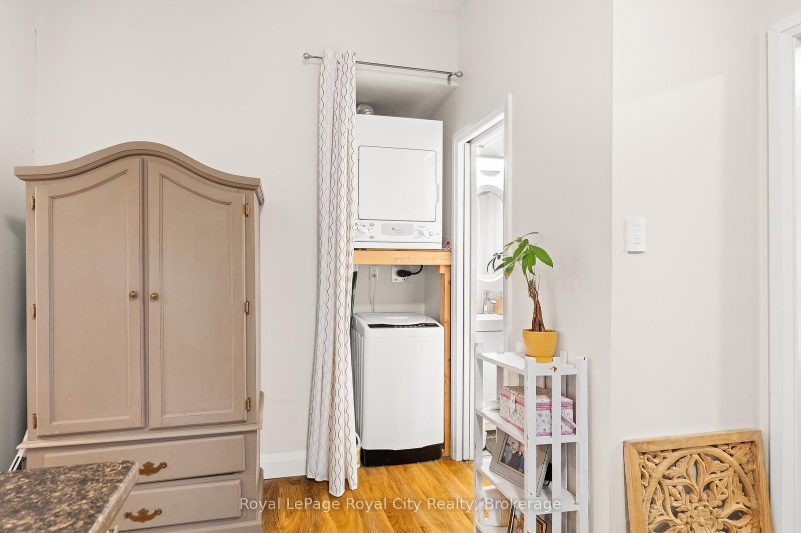 12 Foster Avenue • Guelph, ON photo 33
