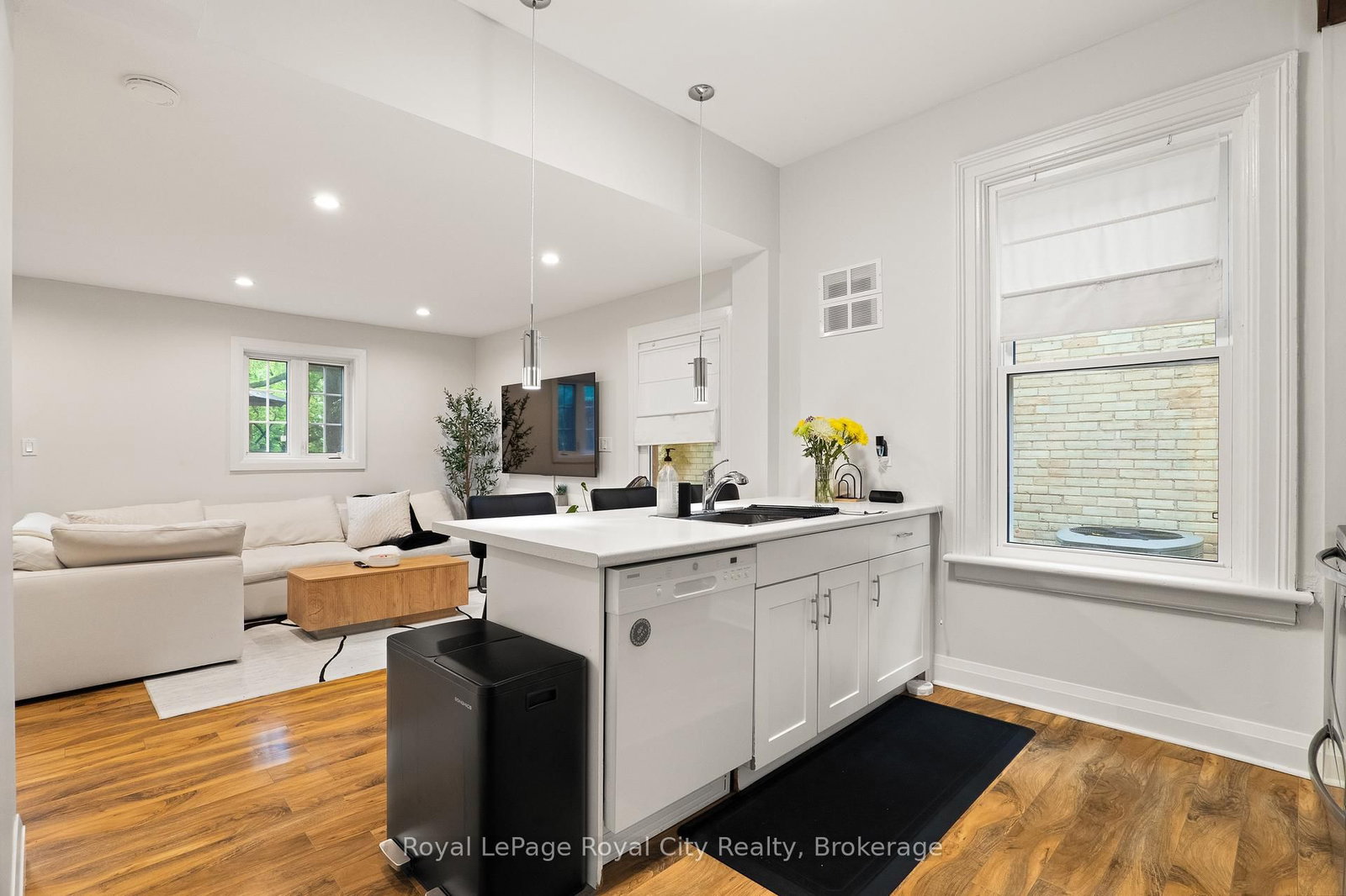 12 Foster Avenue • Guelph, ON photo 38