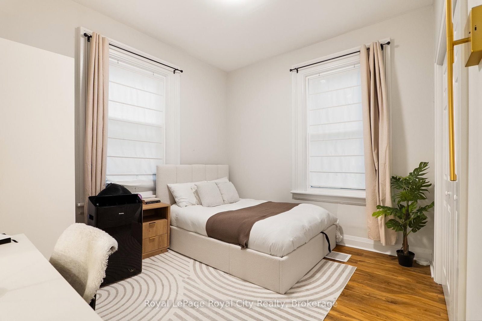 12 Foster Avenue • Guelph, ON photo 41