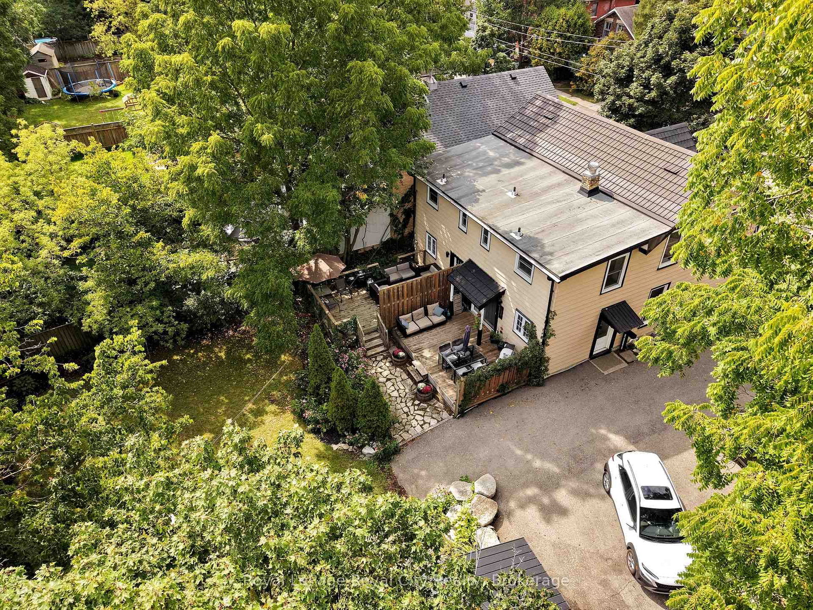 12 Foster Avenue • Guelph, ON photo 5