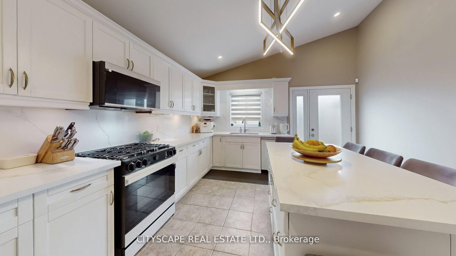 8655 Westport Drive • Niagara Falls, ON photo 14