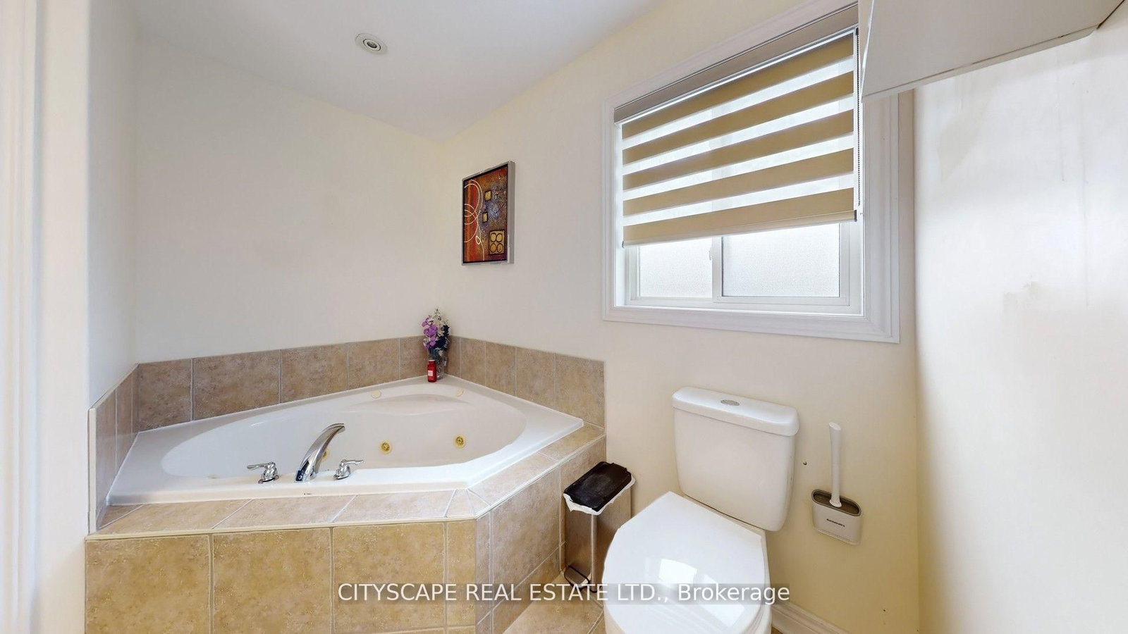 8655 Westport Drive • Niagara Falls, ON photo 20