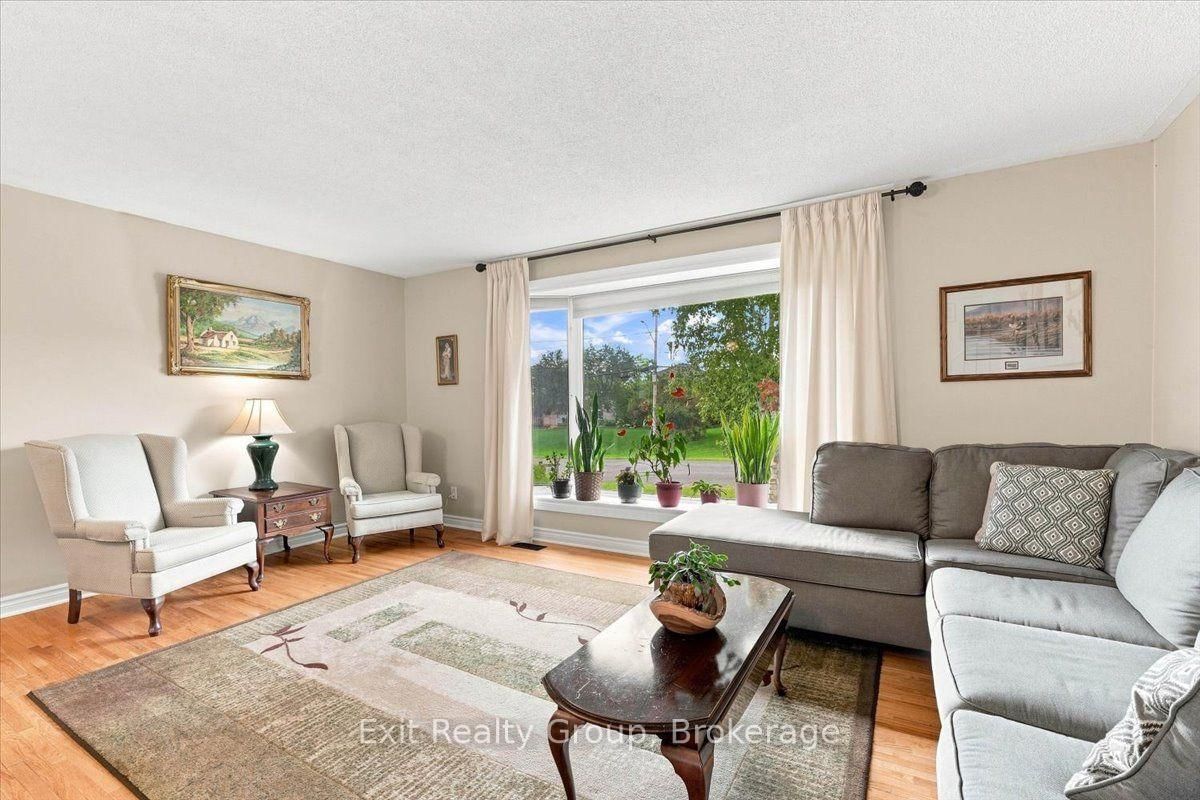 74 Burns Avenue • Quinte West, ON photo 11