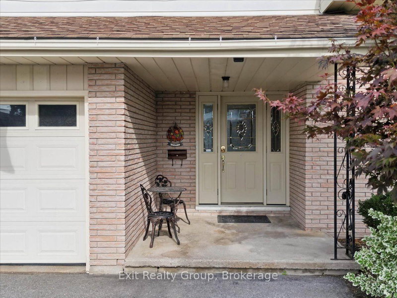 74 Burns Avenue