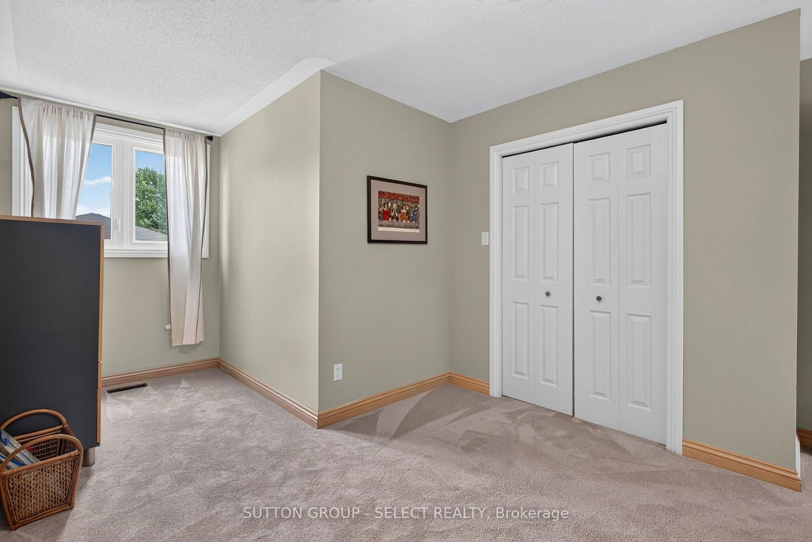 173 WHITEACRES Drive • London North, ON photo 39