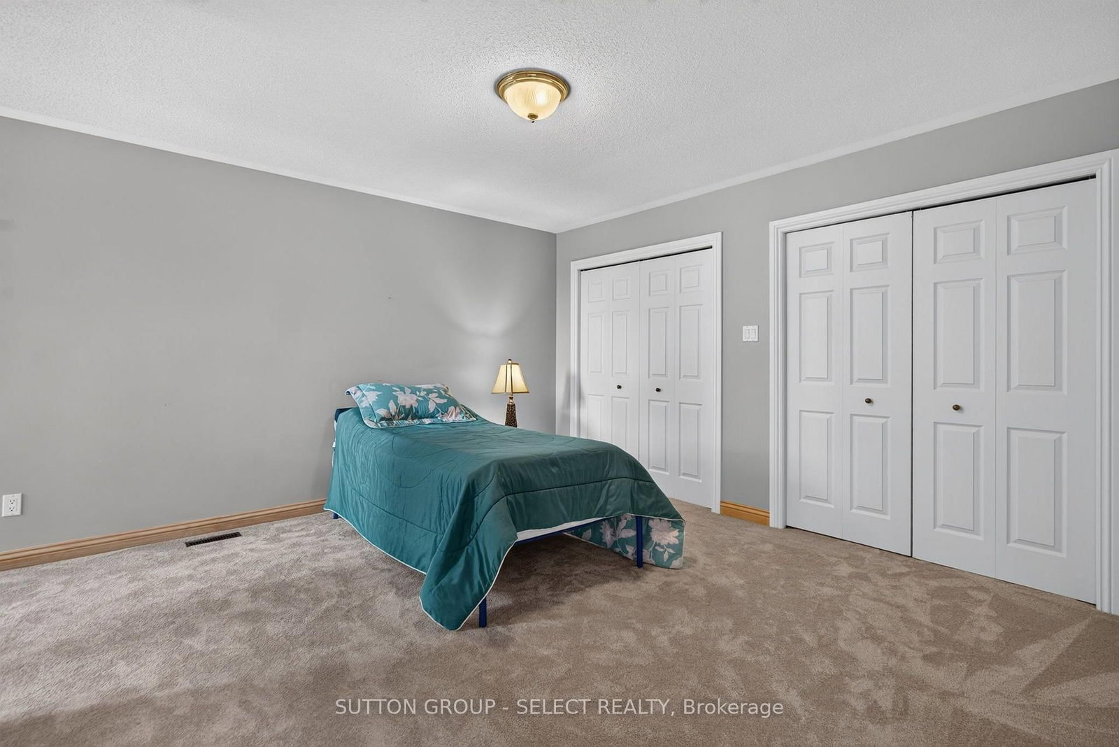 173 WHITEACRES Drive • London North, ON photo 40