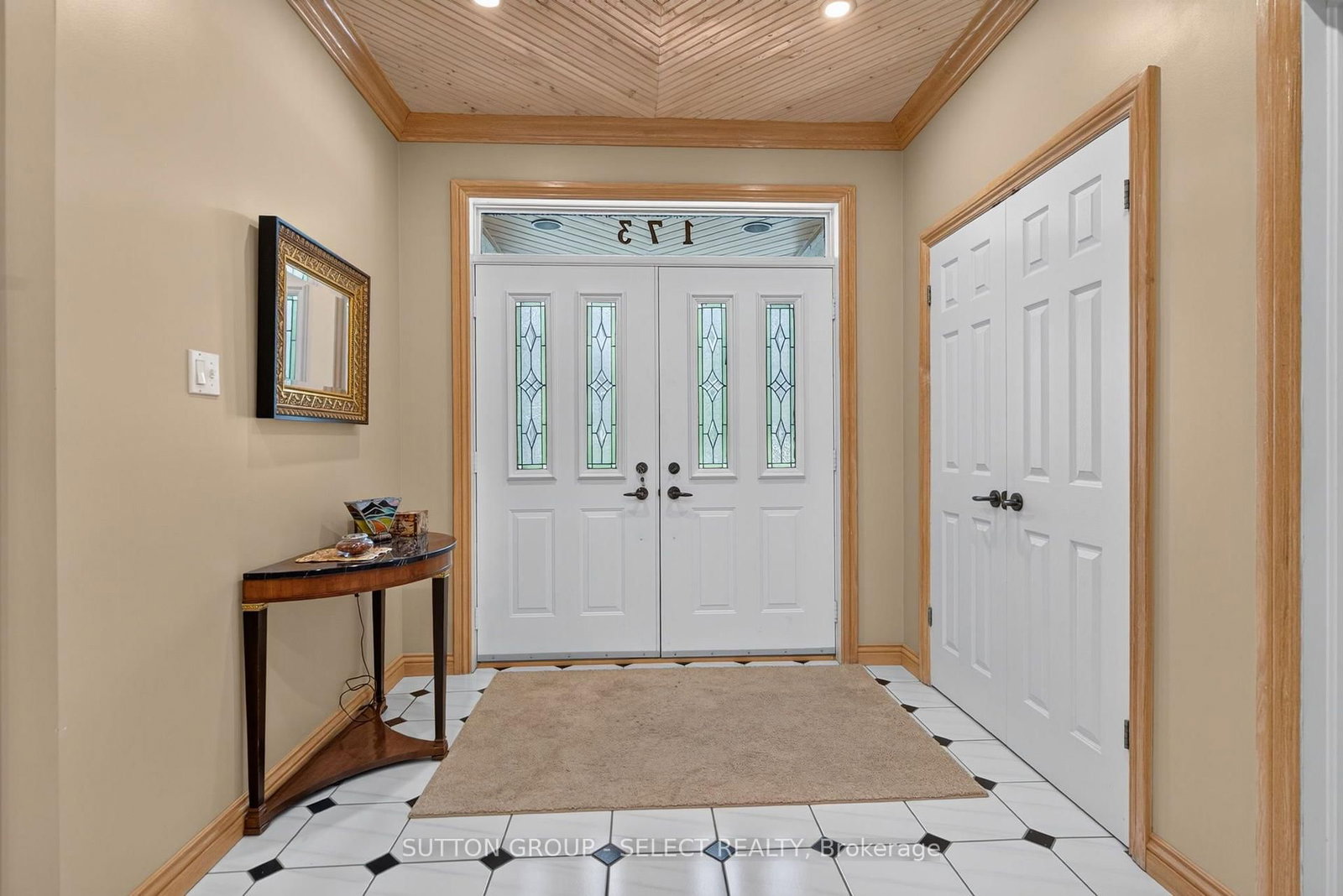 173 WHITEACRES Drive • London North, ON photo 6