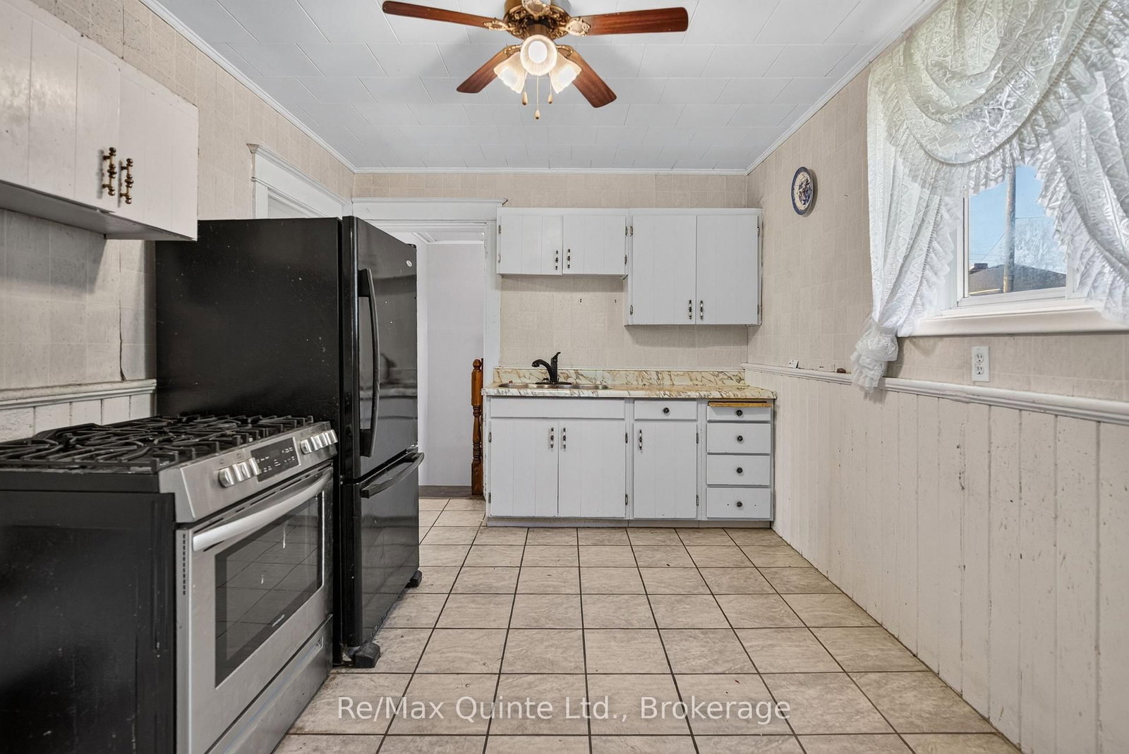 26 Turnbull Street • Belleville, ON photo 13