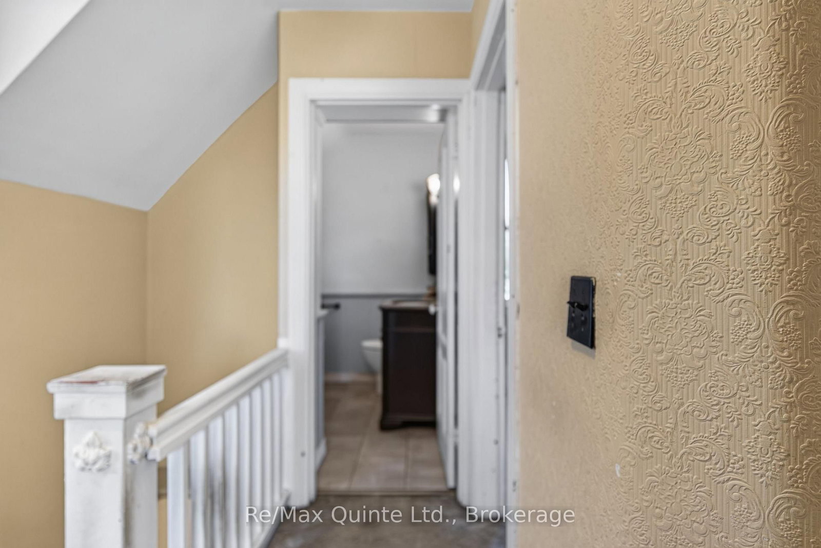 26 Turnbull Street • Belleville, ON photo 18