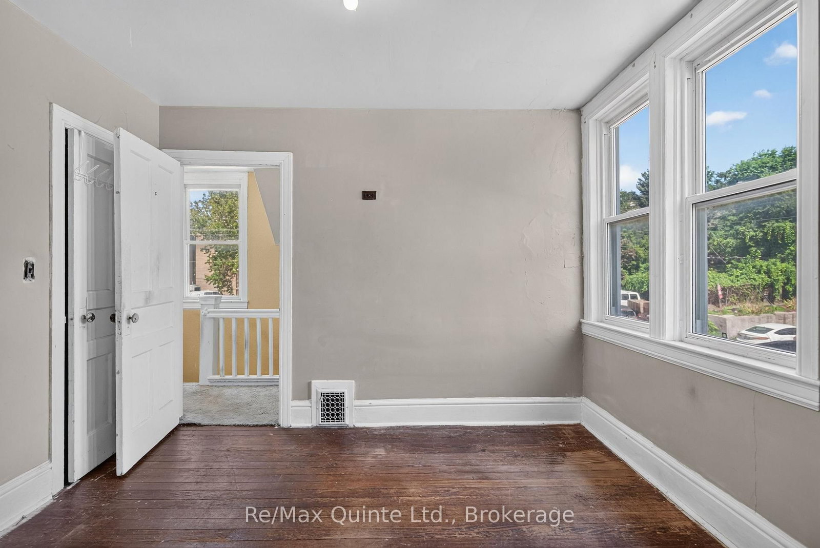 26 Turnbull Street • Belleville, ON photo 25