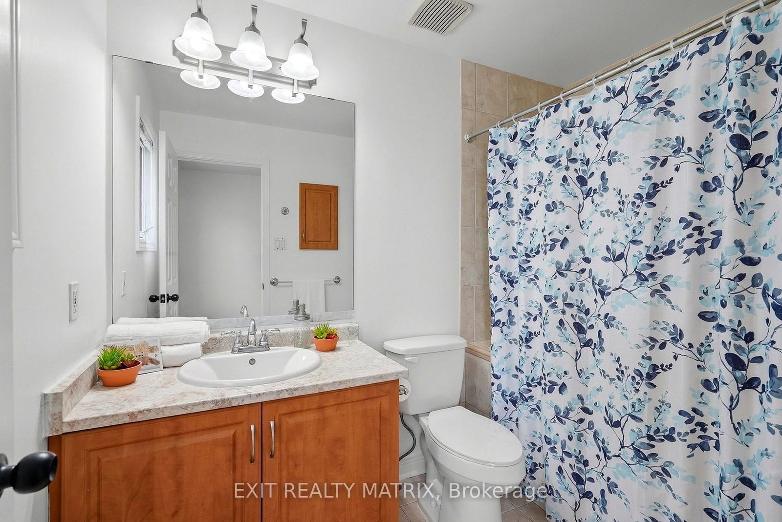 727 Brome Crescent • Ottawa, ON photo 17