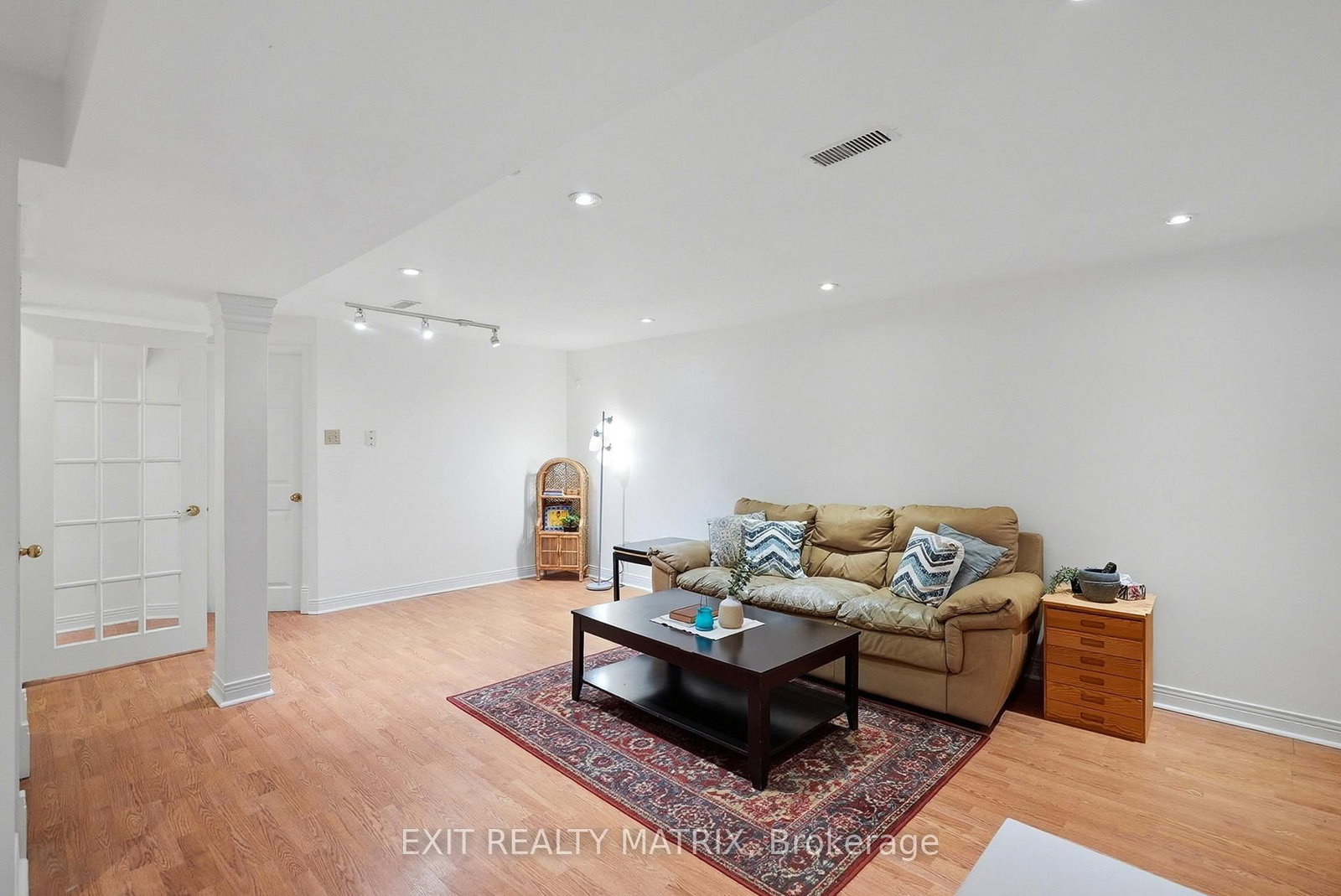 727 Brome Crescent • Ottawa, ON photo 20