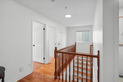 727 Brome Crescent • Ottawa, ON photo 8