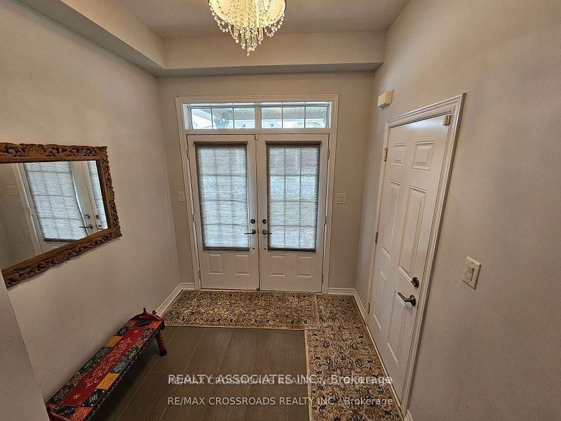 35 Cutts Crescent