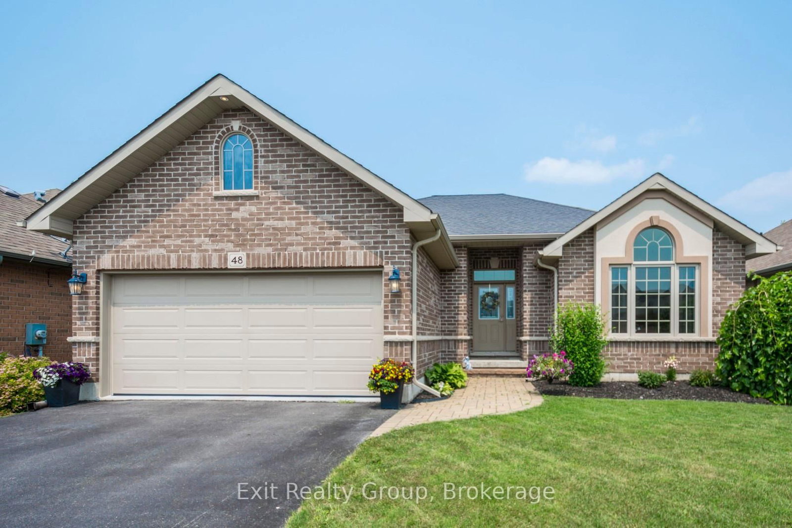 48 Cavendish Drive • Belleville, ON photo 1