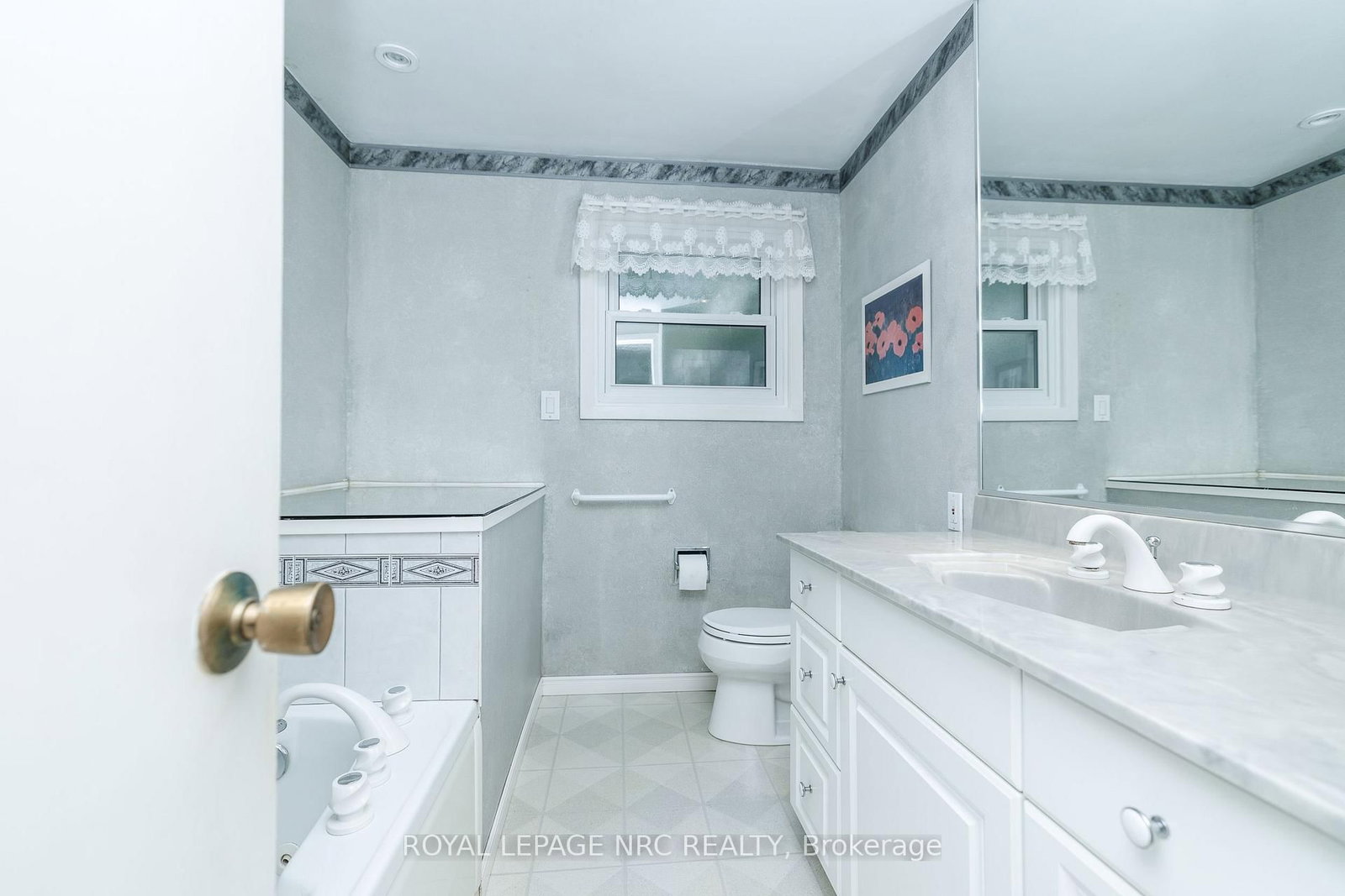 206 Parnell Road • St. Catharines, ON photo 23