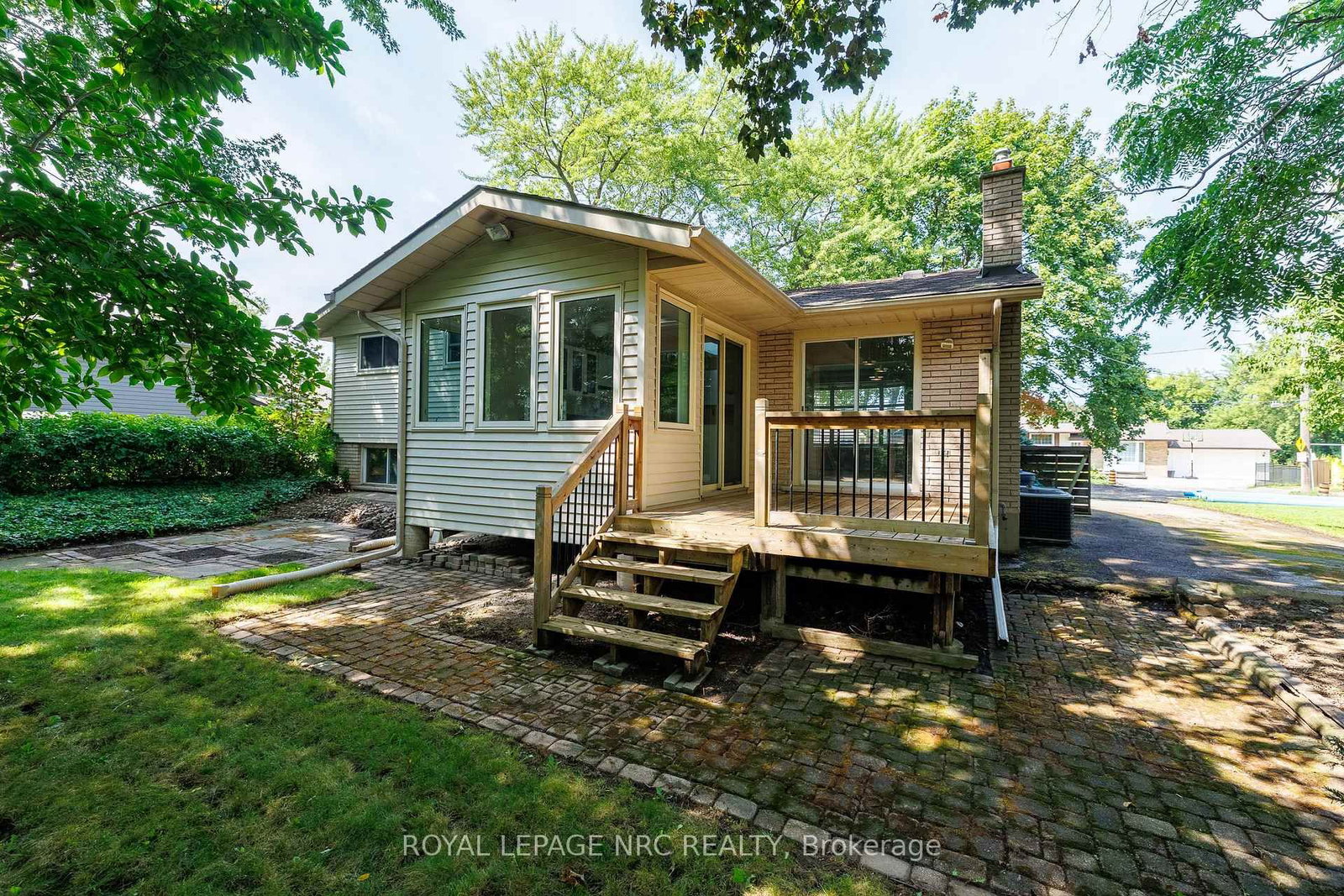 206 Parnell Road • St. Catharines, ON photo 39