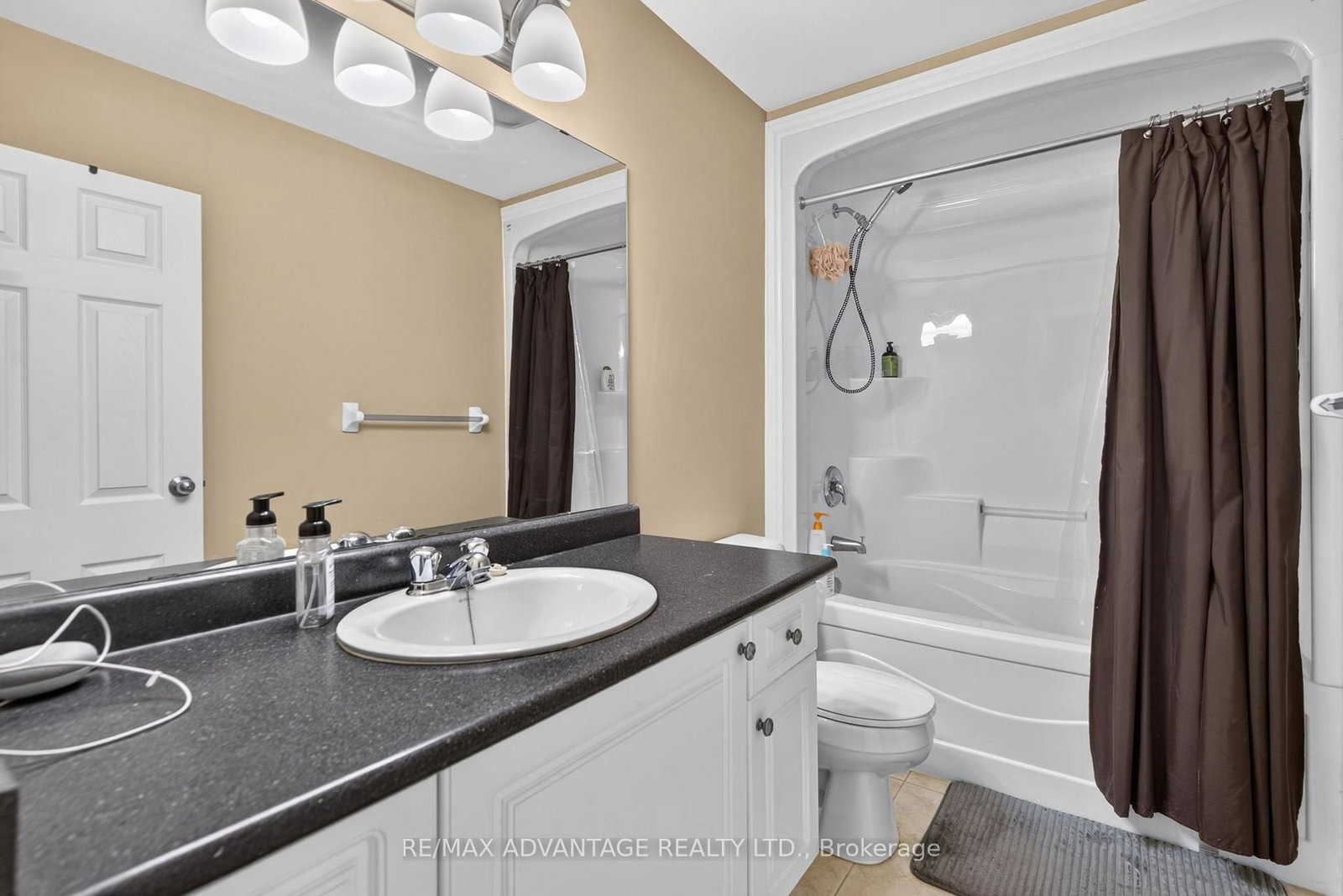 782 Reeves Avenue • London North, ON photo 27