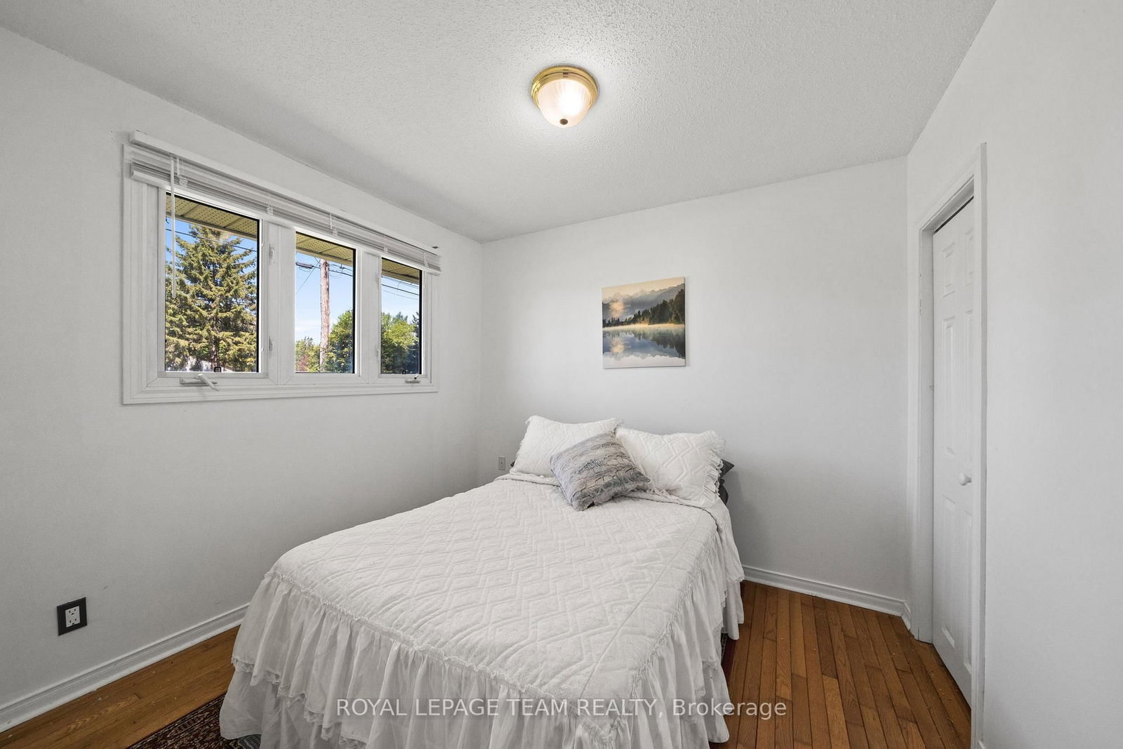 5643 Ficko Crescent • Ottawa, ON photo 18