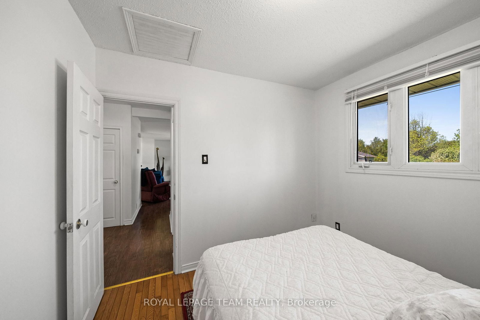 5643 Ficko Crescent • Ottawa, ON photo 19