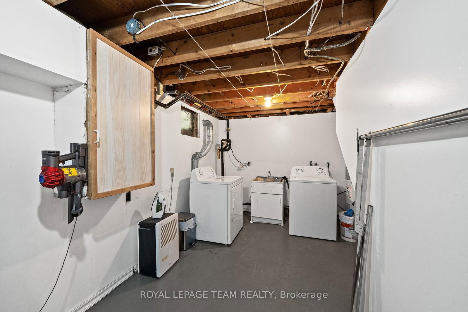 5643 Ficko Crescent • Ottawa, ON photo 24