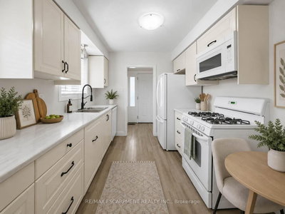 220 CAIRN Street • London South, ON photo 6