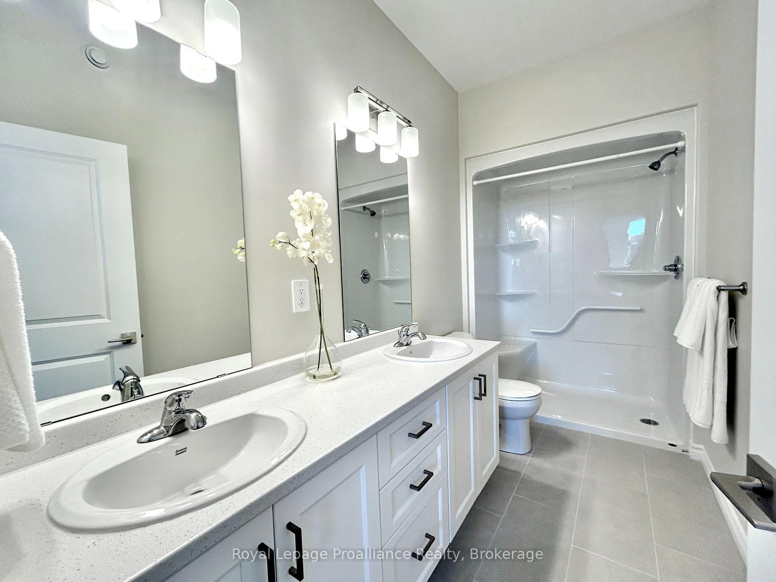 130 Athabaska Drive • Belleville, ON photo 11