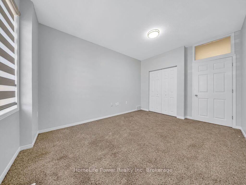39 Reistview Street • Kitchener, ON photo 18