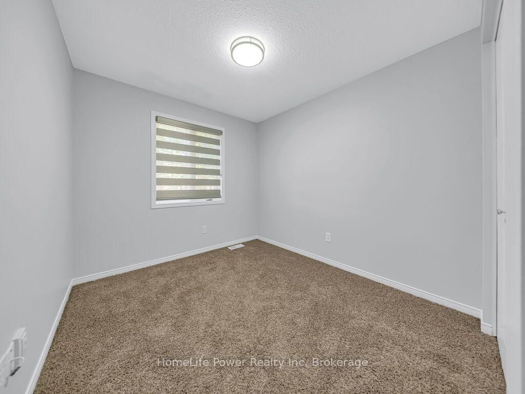 39 Reistview Street • Kitchener, ON photo 23