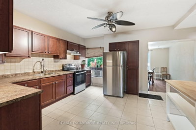 26 Niagara Street • Hamilton, ON photo 5