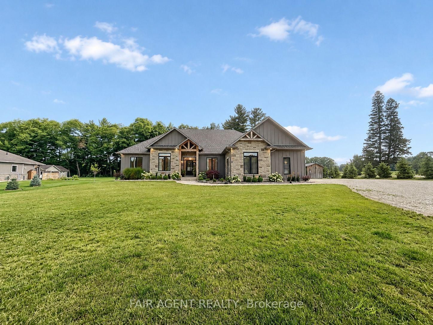 93 Woodland Drive • Norfolk, ON photo 1
