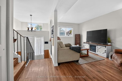 132 LOCK Street W • #3 • Haldimand, ON photo 5