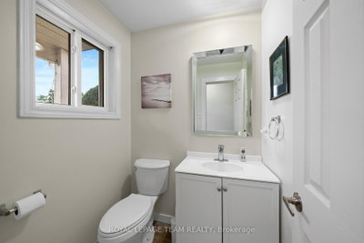 3 Benlark Road • Barrhaven, ON photo 5