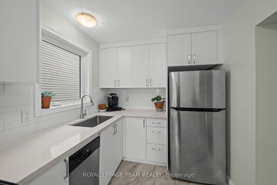 3 Benlark Road • Barrhaven, ON photo 7