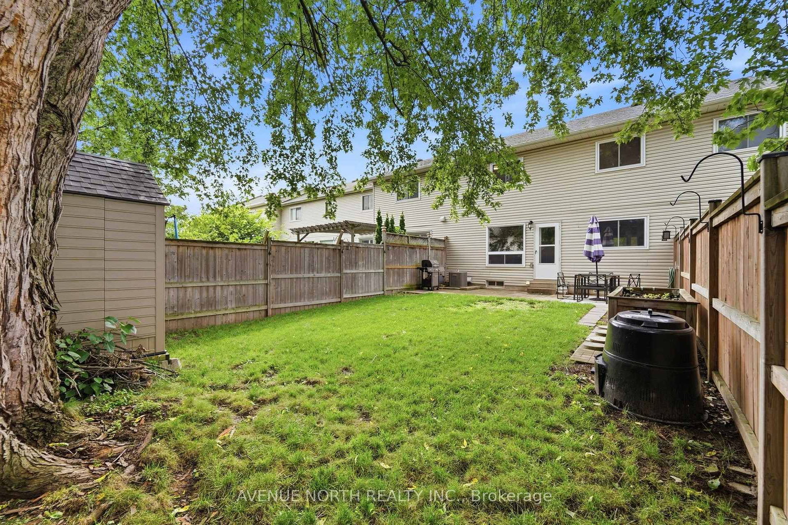 12 Pleasant Grove Terrace • Grimsby, ON photo 32