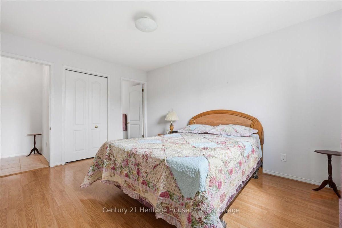 210 Oakcrest Avenue • Welland, ON photo 18
