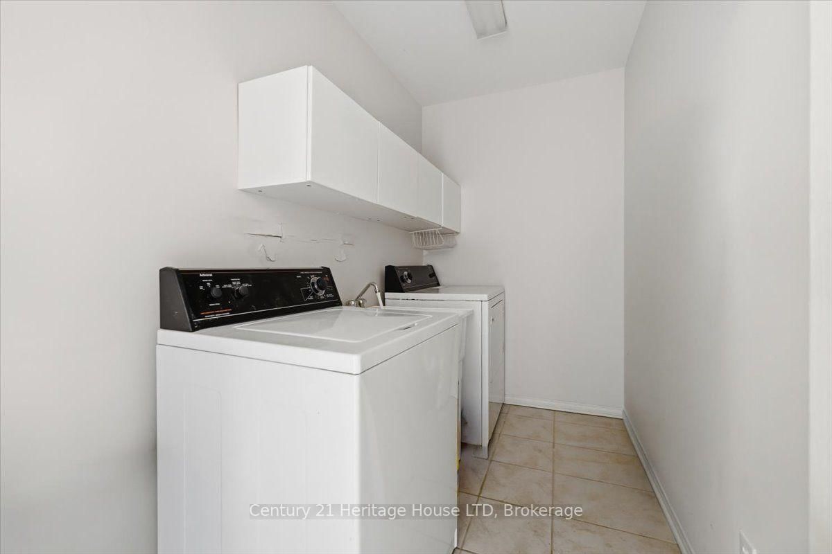 210 Oakcrest Avenue • Welland, ON photo 24