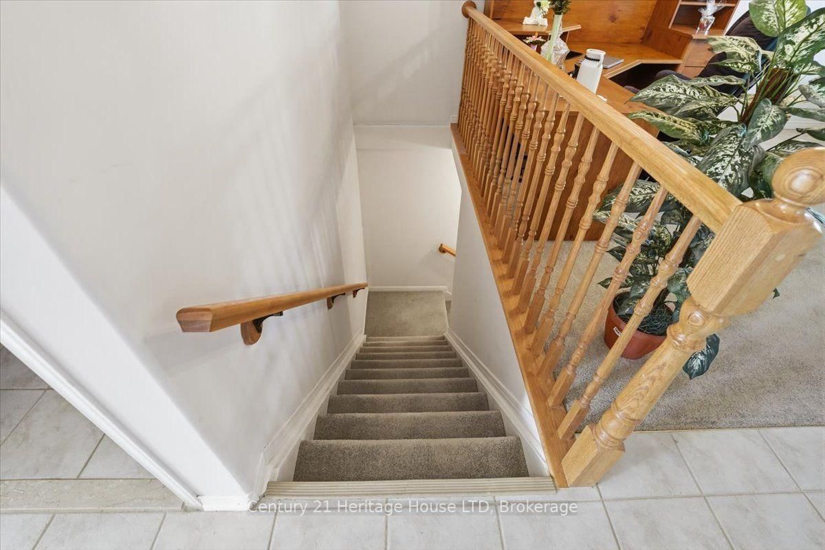 210 Oakcrest Avenue • Welland, ON photo 25
