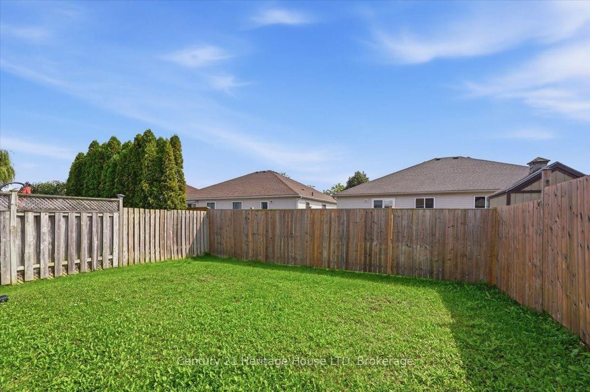 210 Oakcrest Avenue • Welland, ON photo 31