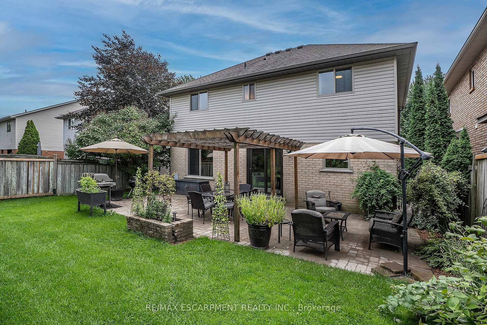 90 Surrey Drive • Hamilton, ON photo 32