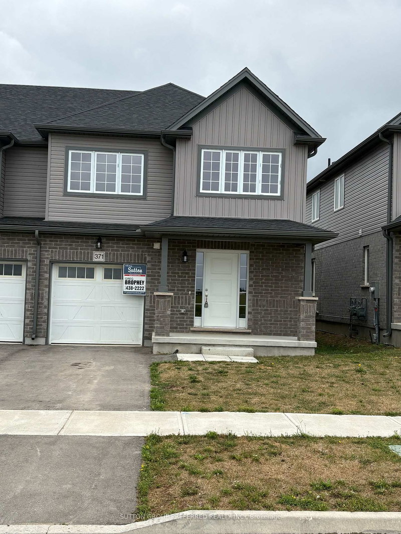 371 KENNINGTON Way, London South