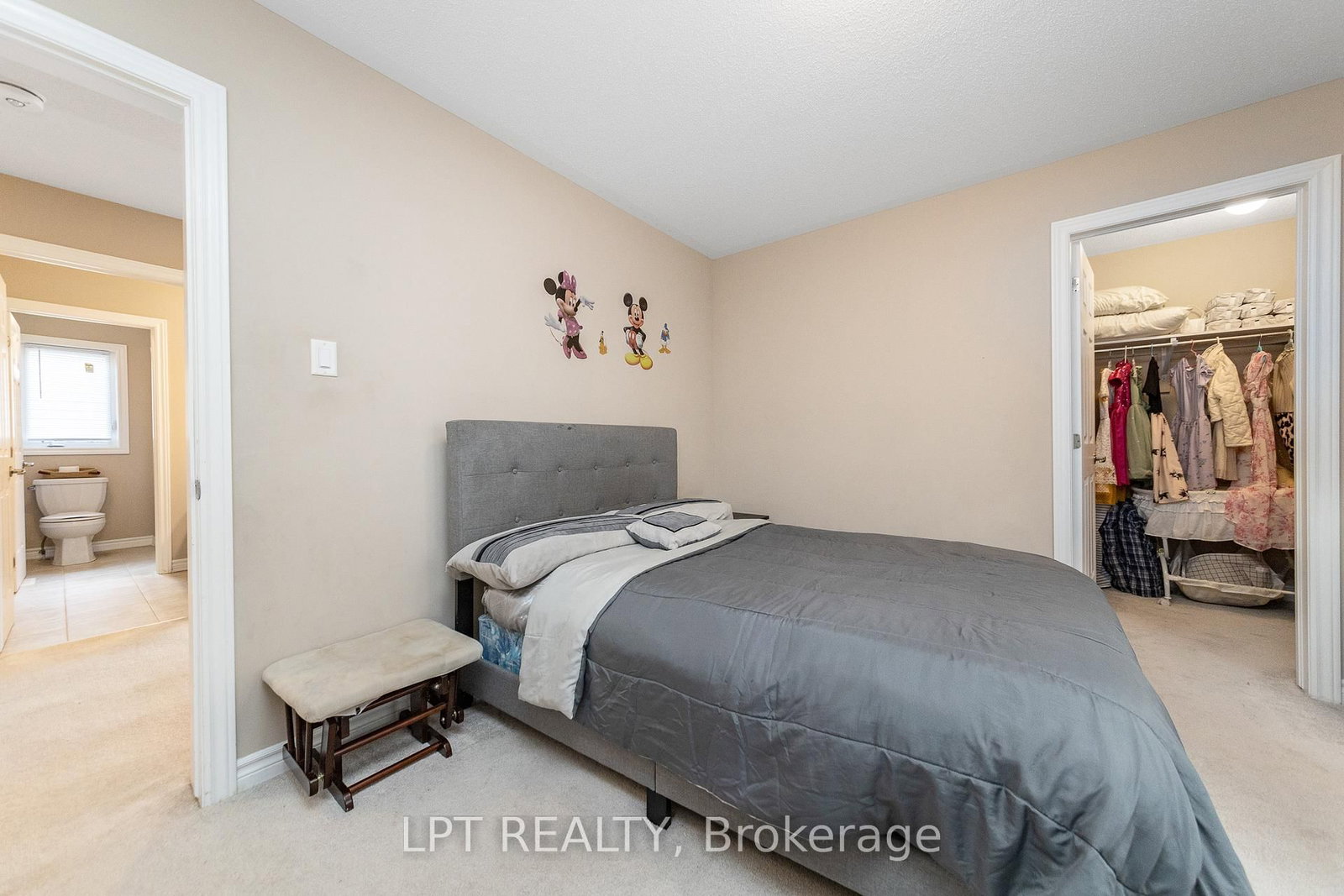 908 Pedigree Street • Stittsville, ON photo 22
